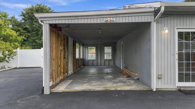 42 Hazelmoor Road, South Yarmouth, MA 02664