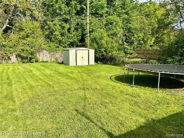 5901 Ziegler Street, Taylor, MI 48180