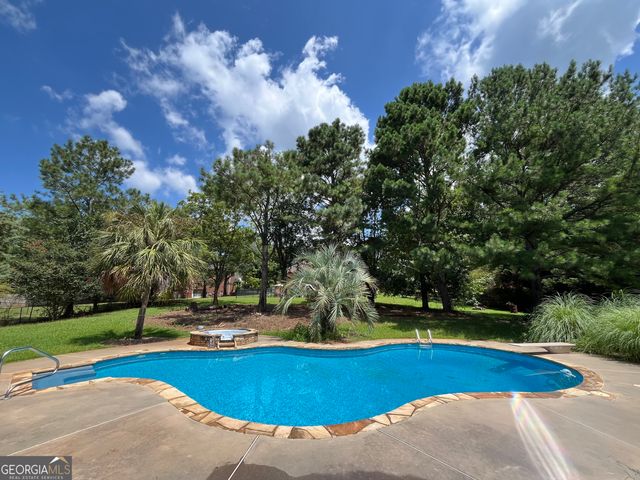 216 Overland Trail, Mcdonough, GA 30252