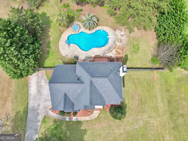 216 Overland Trail, Mcdonough, GA 30252