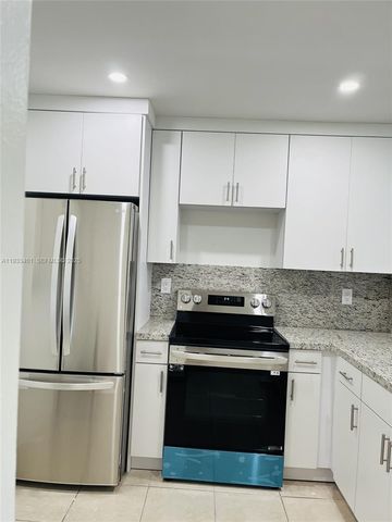 7820 Camino Real J318, Miami, FL 33143