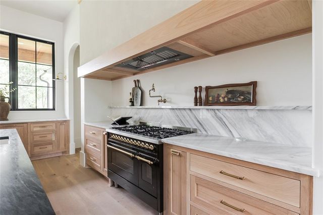 3005 Bee Hive Way, Jones, OK 73049