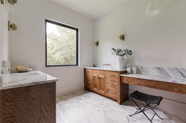 3005 Bee Hive Way, Jones, OK 73049