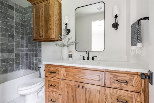 3005 Bee Hive Way, Jones, OK 73049