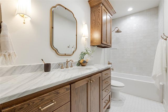 3005 Bee Hive Way, Jones, OK 73049