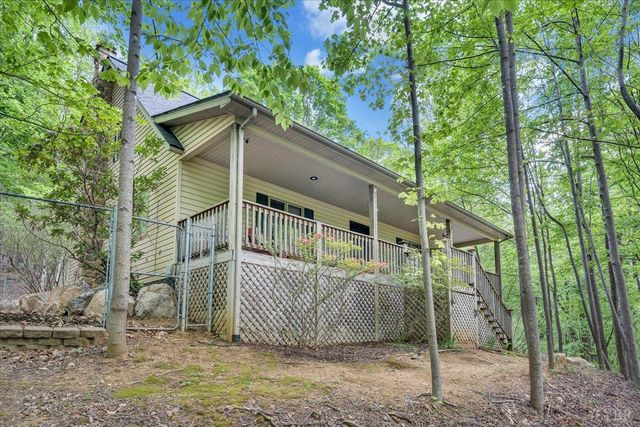 290 Silver Shadow, Hardy, VA 24101