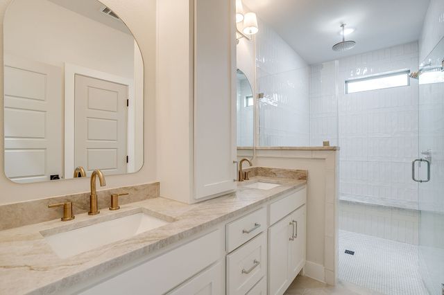 2820 Weisenberger Street 102, Fort Worth, TX 76107