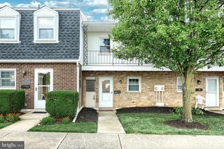1618 DEVERS RD, York, PA 17404