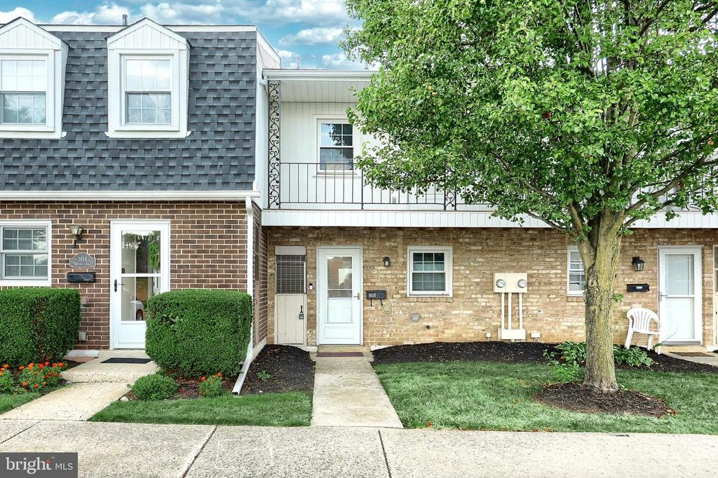 1618 DEVERS RD, York, PA 17404