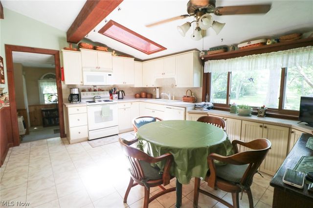 10556 E River Rd., Columbia Station, OH 44035