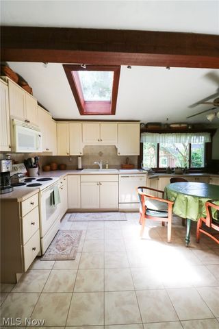 10556 E River Rd., Columbia Station, OH 44035