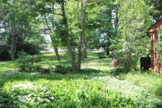 10556 E River Rd., Columbia Station, OH 44035