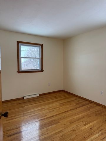 41 Imperial Ave, Pittsfield, MA 01201