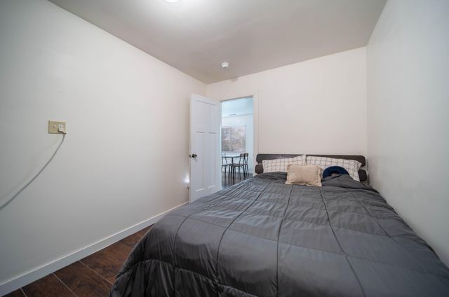 179 N Acacia Street, Woodlake, CA 93286