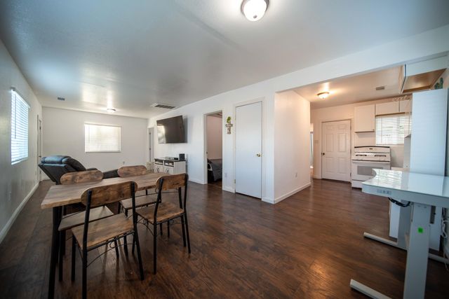 179 N Acacia Street, Woodlake, CA 93286