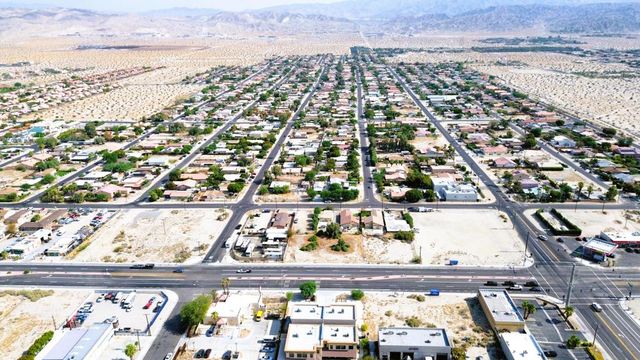 2 Ramon Road, Thousand Palms, CA 92276