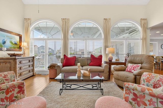 33 Raeford Street, Ocean Isle Beach, NC 28469