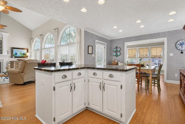 33 Raeford Street, Ocean Isle Beach, NC 28469