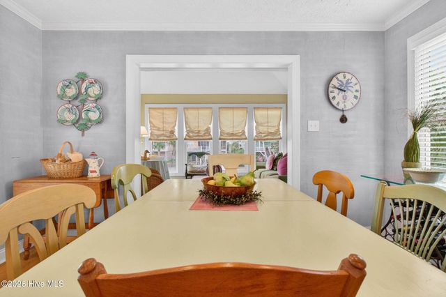 33 Raeford Street, Ocean Isle Beach, NC 28469