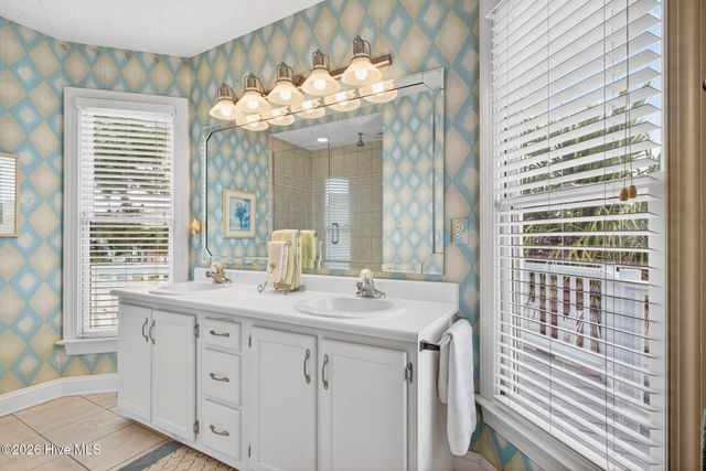 33 Raeford Street, Ocean Isle Beach, NC 28469