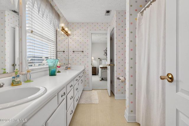 33 Raeford Street, Ocean Isle Beach, NC 28469