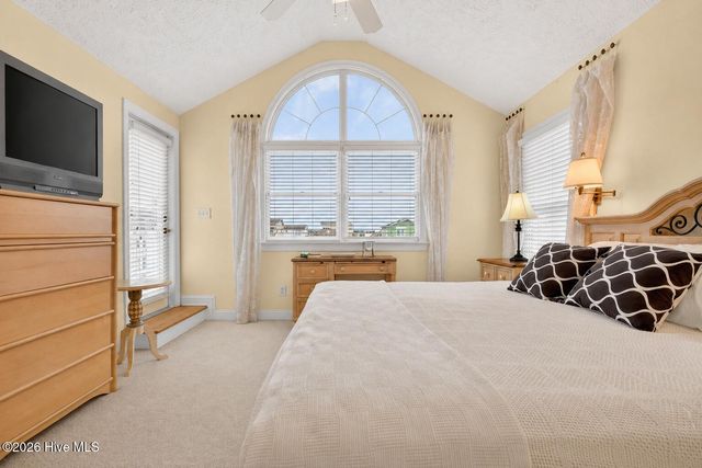 33 Raeford Street, Ocean Isle Beach, NC 28469