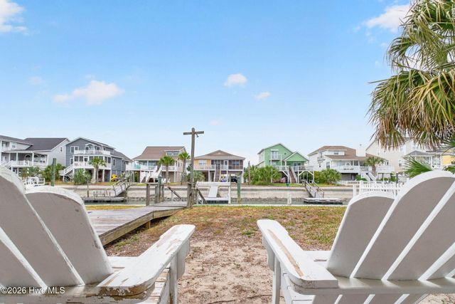 33 Raeford Street, Ocean Isle Beach, NC 28469