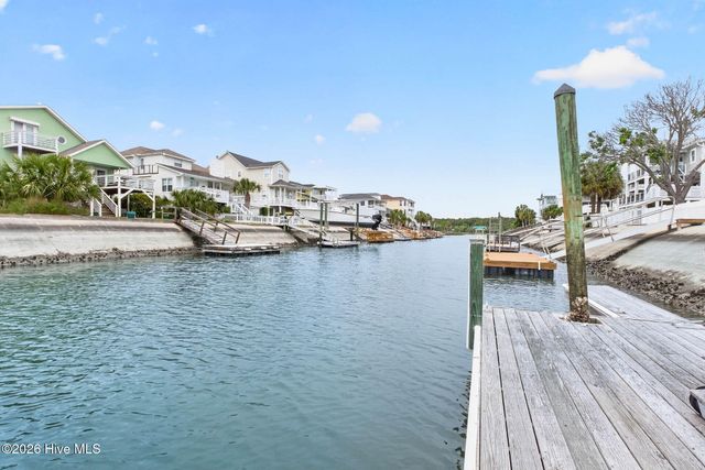 33 Raeford Street, Ocean Isle Beach, NC 28469