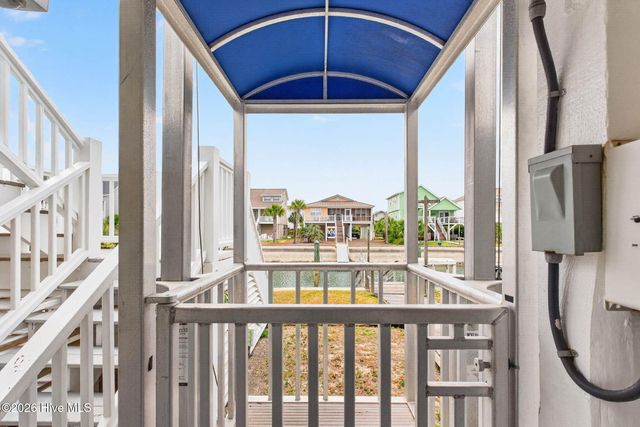 33 Raeford Street, Ocean Isle Beach, NC 28469