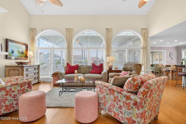 33 Raeford Street, Ocean Isle Beach, NC 28469
