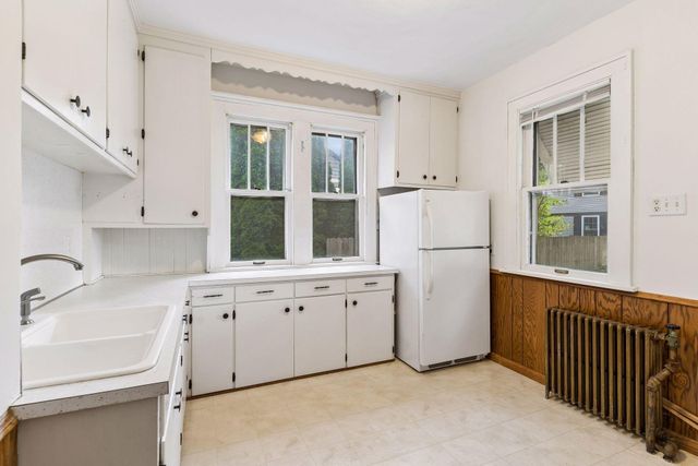 931 Ottawa Avenue, West Saint Paul, MN 55118