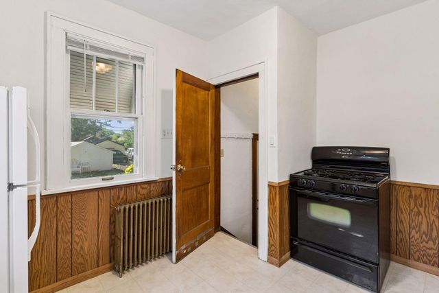 931 Ottawa Avenue, West Saint Paul, MN 55118
