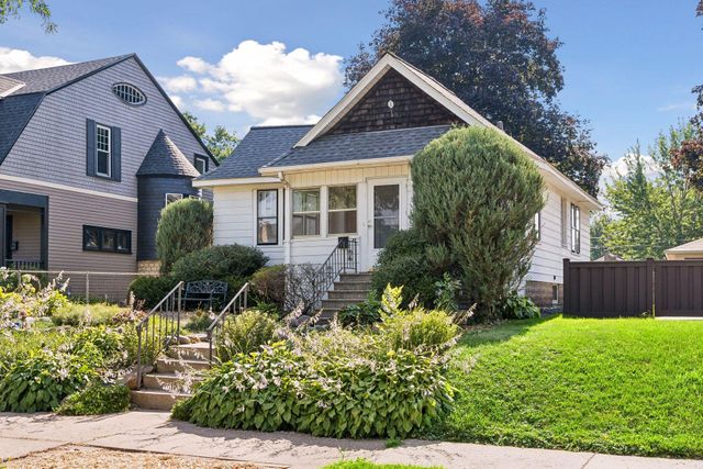 931 Ottawa Avenue, West Saint Paul, MN 55118