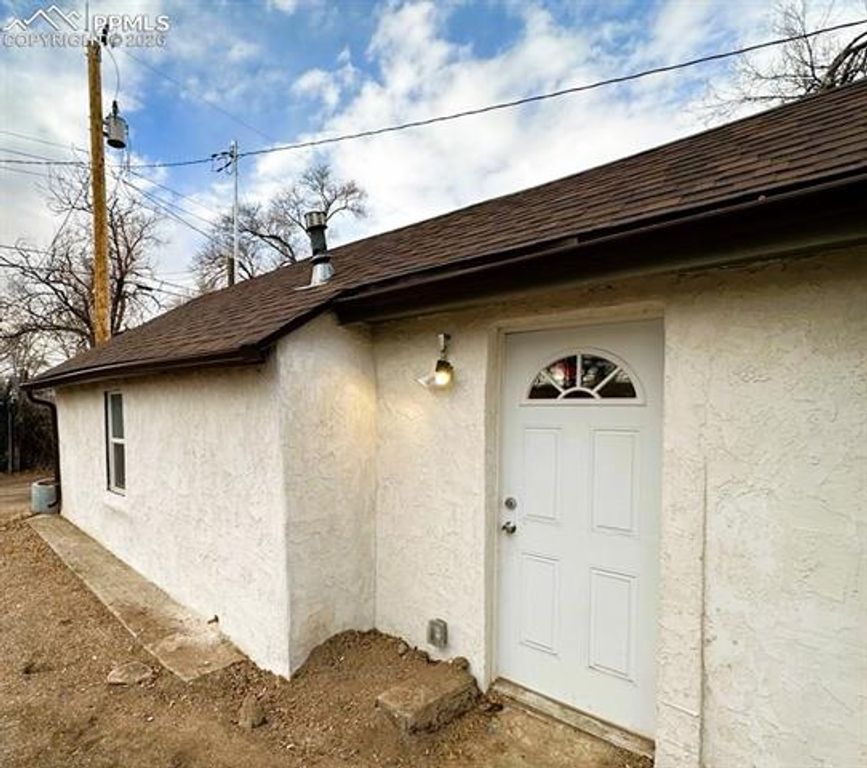 2011-2019 N Albany Avenue, Pueblo, CO 81003 — photo 3