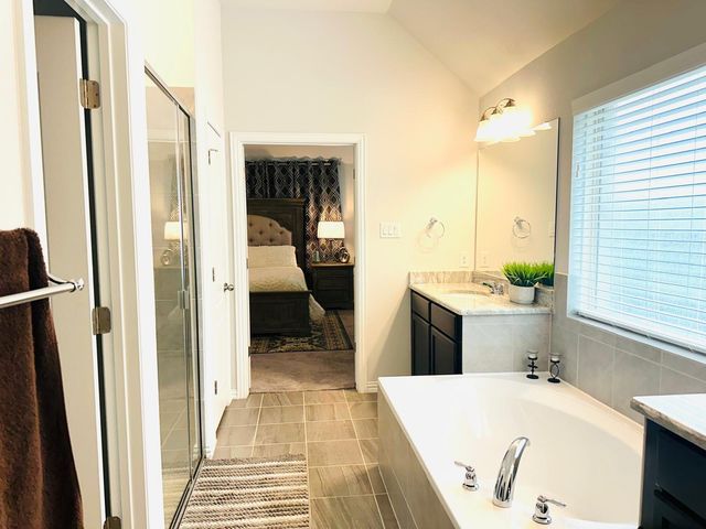 862 Leadtree LOOP, Buda, TX 78610