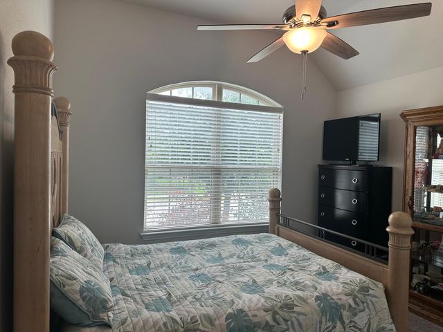 862 Leadtree LOOP, Buda, TX 78610