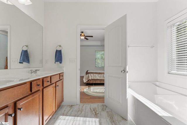 15 Barlia Way, Greenville, SC 29607