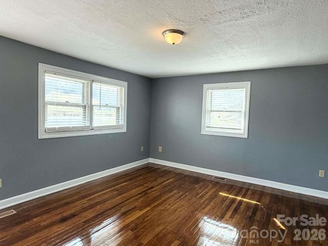 2742 Hwy 268 Highway, Lenoir, NC 28645