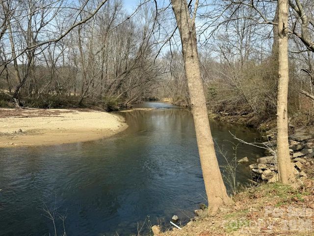 2742 Hwy 268 Highway, Lenoir, NC 28645