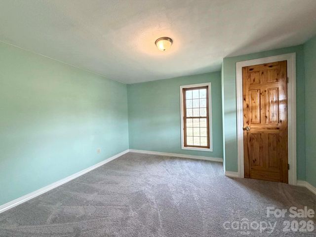 2742 Hwy 268 Highway, Lenoir, NC 28645