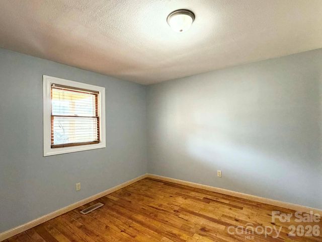 2742 Hwy 268 Highway, Lenoir, NC 28645