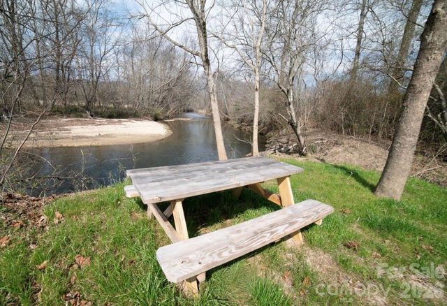 2742 Hwy 268 Highway, Lenoir, NC 28645