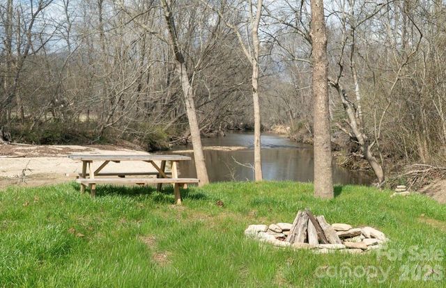 2742 Hwy 268 Highway, Lenoir, NC 28645