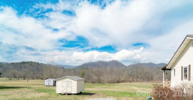 2742 Hwy 268 Highway, Lenoir, NC 28645