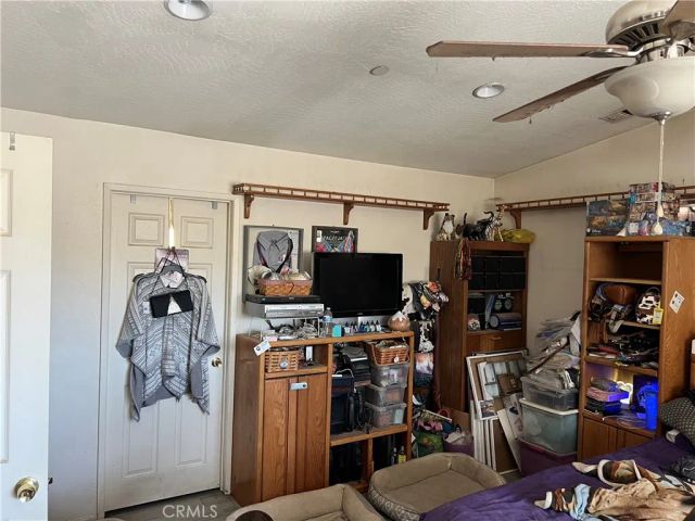 2825 Del Rosa Road, Phelan, CA 92371