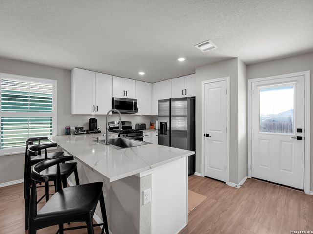 2828 Rosefinch, New Braunfels, TX 78130