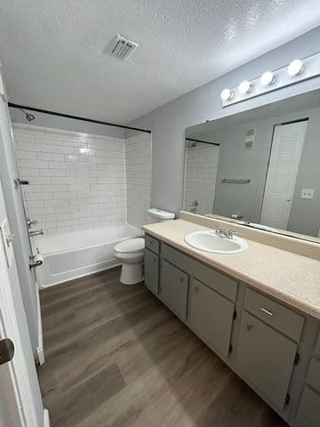 1401 Village Boulevard 923, West Palm Beach, FL 33409