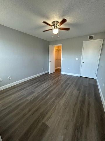 1401 Village Boulevard 923, West Palm Beach, FL 33409