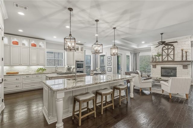 2916 Boxelder Drive, Bryan, TX 77807