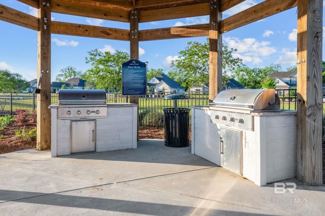 10831 Winning Colors Trail, Daphne, AL 36526